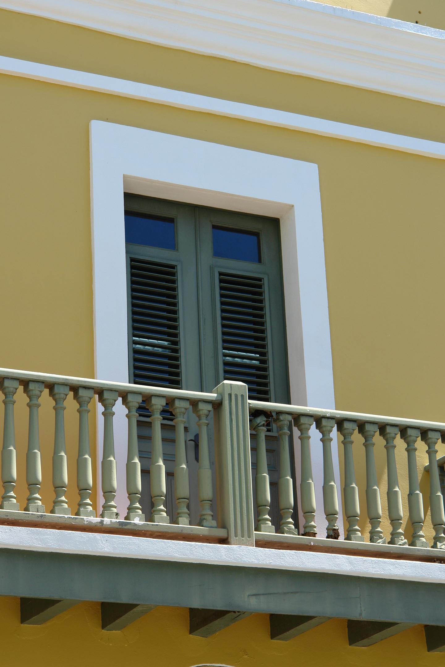 Calle de la Fortaleza 56 - Antigua Real Audiencia - Conservatorio De Artes Del Caribe - San Juan (Viejo San Juan) - 2011 00041